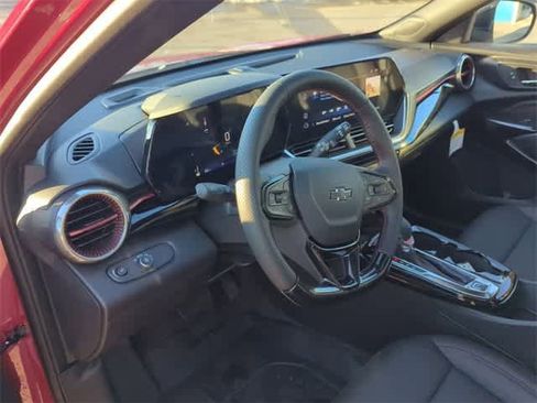 New 2026 Chevrolet Trax RS w/ Sunroof Package image 10