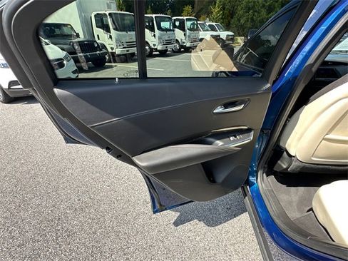 Used 2019 Cadillac XT4 Sport image 21