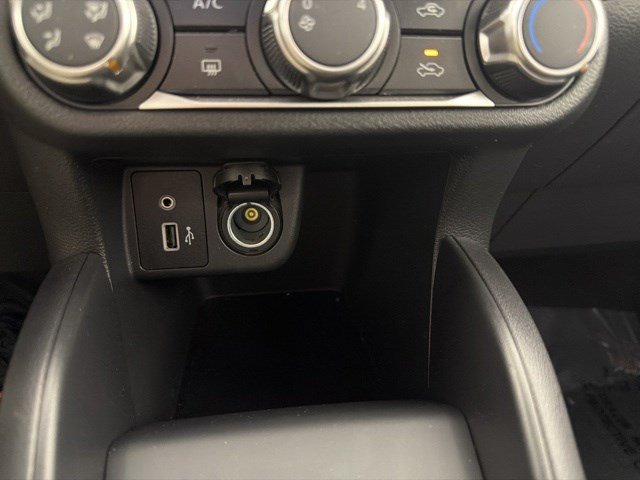Used 2025 Nissan Versa S w/ Trunk Package FWD image 29