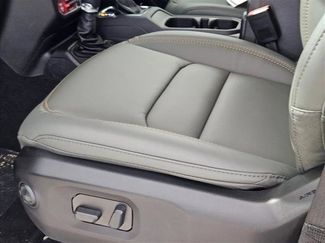 New 2025 Jeep Gladiator Mojave w/ Convenience Group video 4