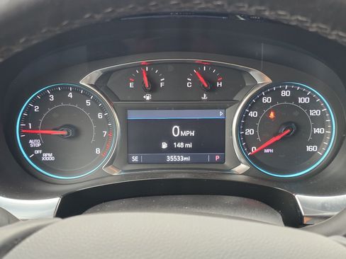 Used 2023 Chevrolet Traverse LT FWD image 36