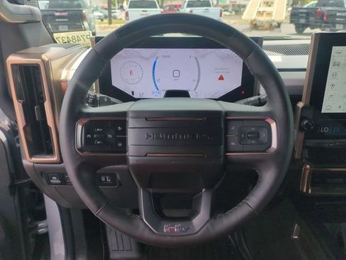 Used 2025 GMC Hummer EV 3X AWD/4WD image 12