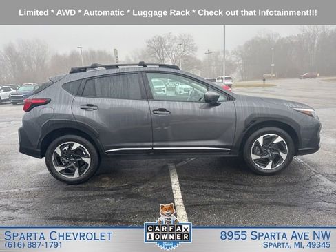 Used 2024 Subaru Crosstrek 2.5i Limited w/ Crosstrek Mirror Package image 2