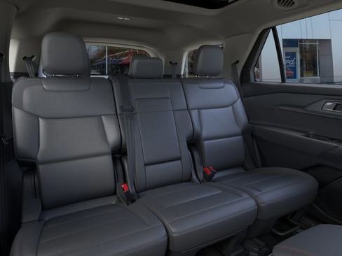 New 2026 Ford Explorer Active w/ Active Comfort Package image 12