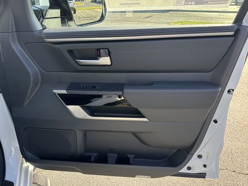 New 2025 Toyota Tundra Limited AWD/4WD image 34