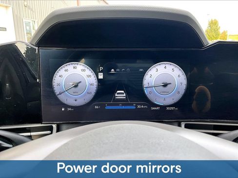 Used 2024 Hyundai Elantra SEL FWD image 17