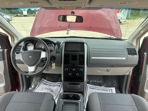 Used 2008 Dodge Grand Caravan SXT FWD image 15