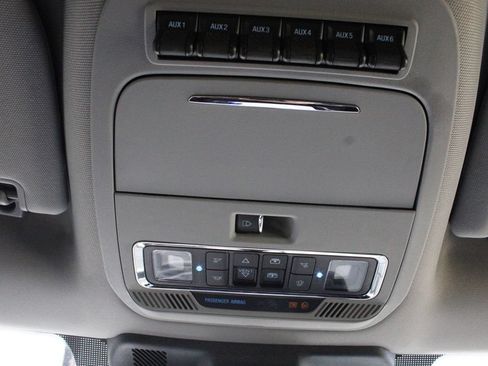 Used 2023 Ford F350 Lariat w/ Tremor Off-Road Package AWD/4WD image 37