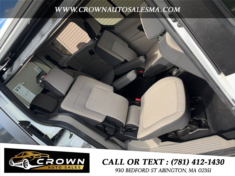 Used 2019 Ford Transit Connect XLT FWD image 6