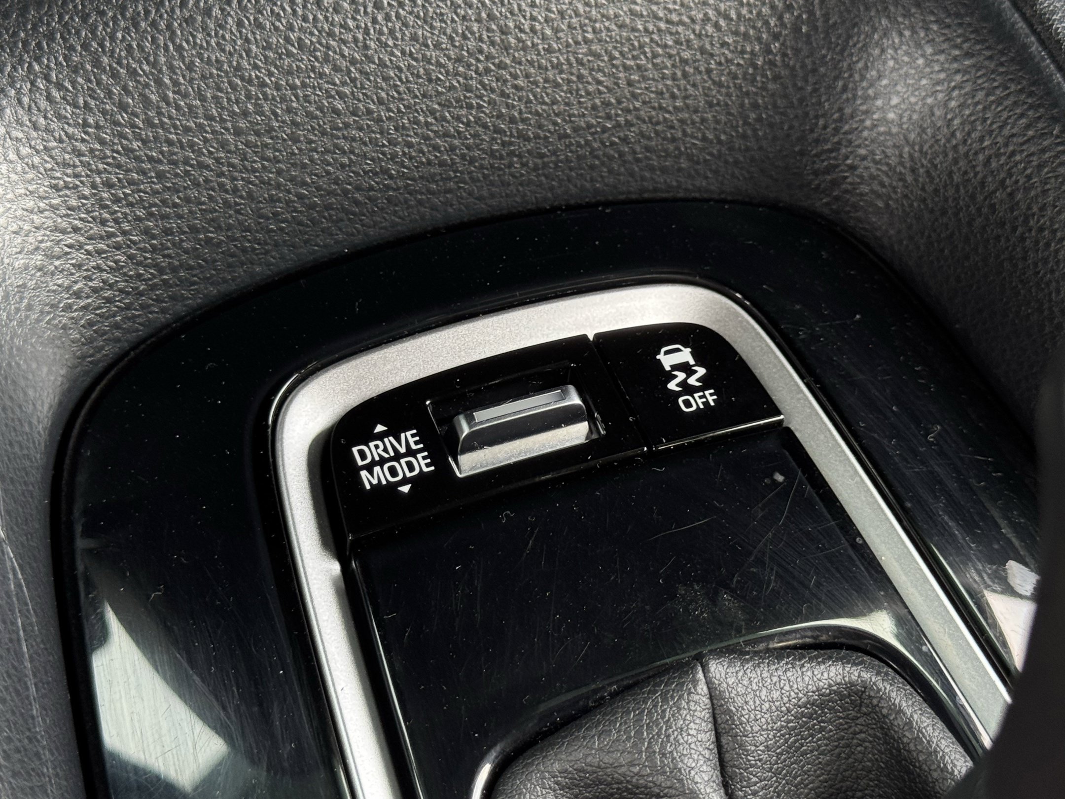 Used 2023 Toyota Corolla SE FWD image 22