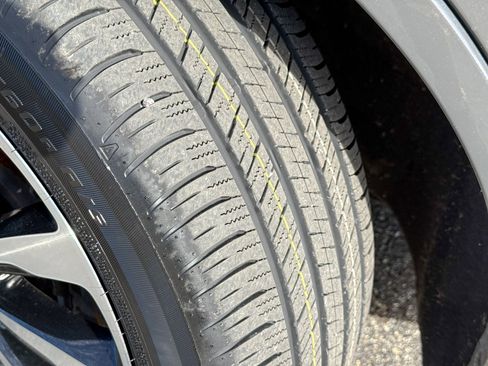 Used 2023 Lincoln Aviator Black Label Grand Touring image 11