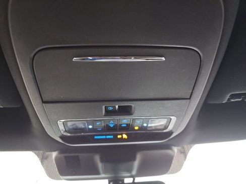 Used 2021 Ford F150 Lariat w/ Equipment Group 502A High AWD/4WD image 25