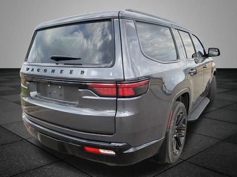 Used 2023 Jeep Wagoneer Series II image 19