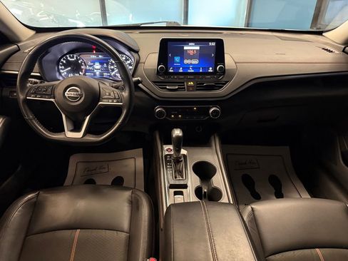 Used 2022 Nissan Altima 2.5 SR image 9