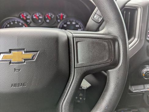 Used 2021 Chevrolet Silverado 1500 Custom image 14