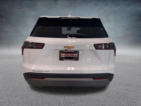 New 2026 Chevrolet Equinox LT image 8