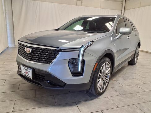 Used 2024 Cadillac XT4 Premium Luxury w/ Active Safety Package image 3
