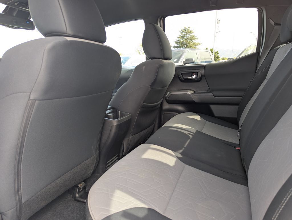 Used 2023 Toyota Tacoma TRD Off-Road AWD/4WD image 32