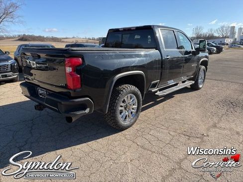 Used 2021 Chevrolet Silverado 2500 LTZ w/ LTZ Convenience Package AWD/4WD image 4