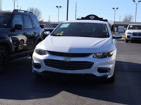 Used 2016 Chevrolet Malibu Premier w/ Driver Confidence Package II image 11