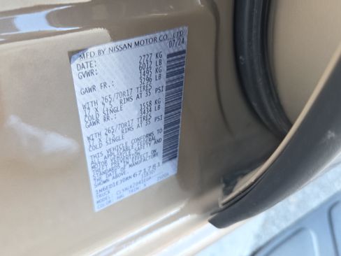 Used 2024 Nissan Frontier Pro-X RWD image 16