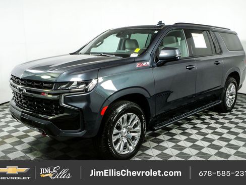Certified 2022 Chevrolet Suburban Z71 w/ Off-Road Capability Package AWD/4WD image 24