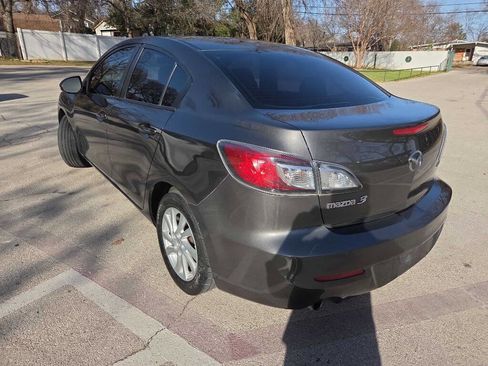 Used 2012 MAZDA MAZDA3 i Touring FWD image 3