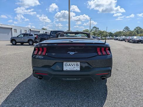 Used 2024 Ford Mustang Premium RWD image 4