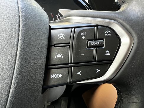 Certified 2025 Lexus NX 250 FWD w/ Towing Package (2000 Lbs) image 18