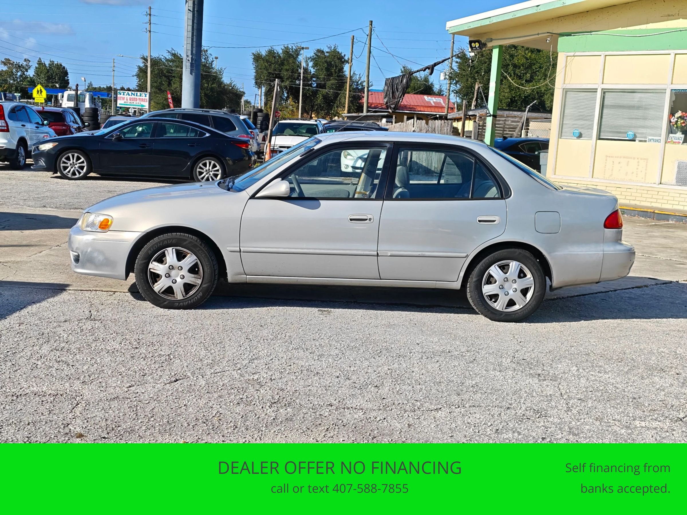 Used 2001 Toyota Corolla FWD image 2
