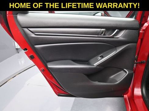 Used 2018 Honda Accord Sport image 33