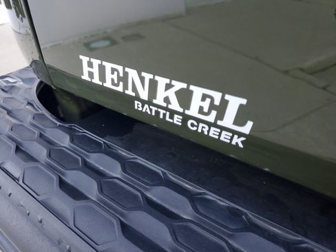 Used 2023 Jeep Gladiator Rubicon w/ LED Lighting Group image 23