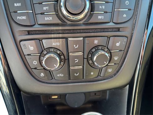 Used 2019 Buick Cascada Premium FWD image 24