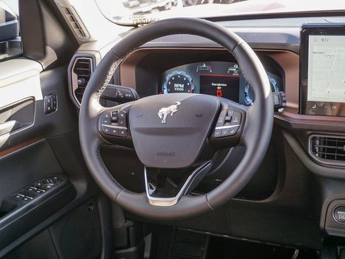 New 2025 Ford Bronco Sport Outer Banks w/ Outer Banks Tech Package+ image 16