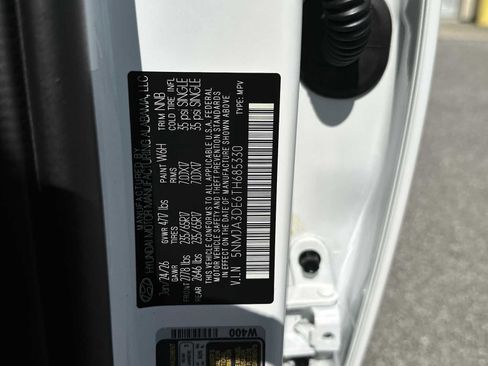 New 2026 Hyundai Tucson SE image 25