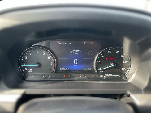 Used 2022 Ford Explorer XLT w/ Equipment Group 202A image 11