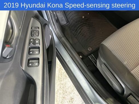 Used 2019 Hyundai Kona SEL image 12