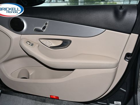 Used 2019 Mercedes-Benz C 300 Sedan image 17