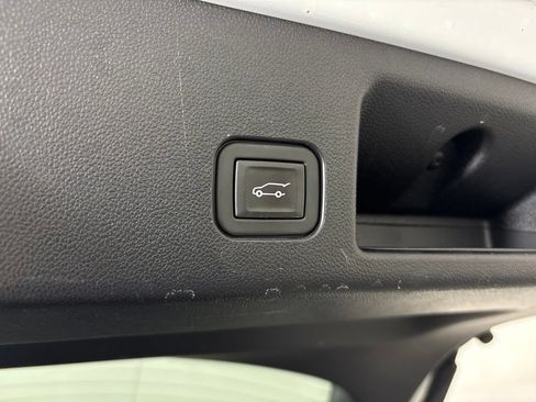 Certified 2024 Chevrolet Equinox EV LT w/ Active Safety Package 3 FWD image 41