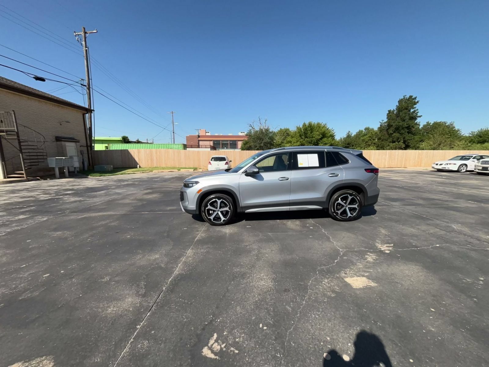Used 2026 Volkswagen Tiguan SE AWD/4WD image 8