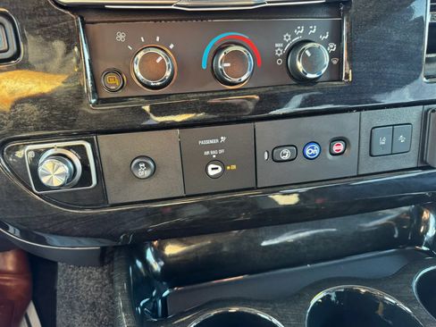 Used 2025 Chevrolet Express 2500 w/ Driver Convenience Package RWD image 39