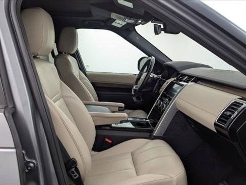 Used 2020 Land Rover Discovery HSE AWD/4WD image 22