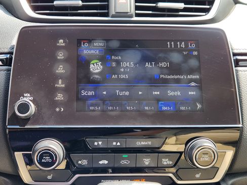 Used 2019 Honda CR-V Touring image 11