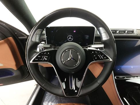 Used 2024 Mercedes-Benz S 580 4MATIC Sedan image 12