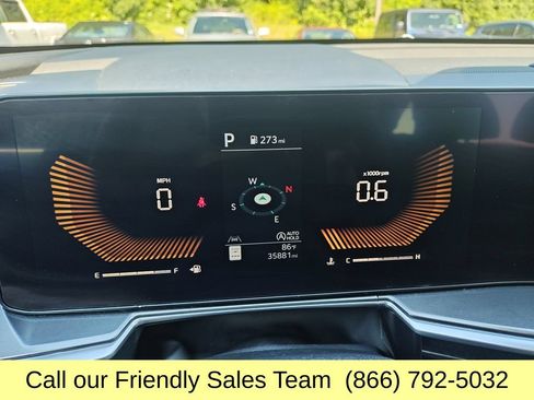 Used 2024 Kia Sorento S AWD/4WD image 16