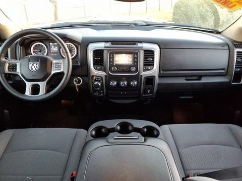 Used 2022 RAM 1500 Classic SLT AWD/4WD image 12