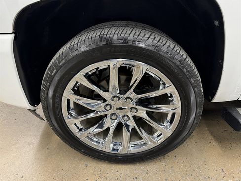 Used 2011 Chevrolet Silverado 1500 LT w/ Texas Edition RWD image 7