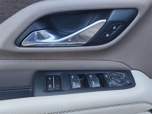 Used 2021 GMC Yukon Denali w/ Denali Ultimate Package image 23