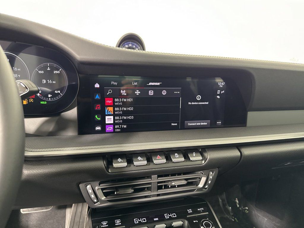 Certified 2024 Porsche 911 Carrera 4 AWD/4WD image 27