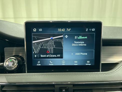 Used 2022 Lincoln Corsair Standard w/ Equipment Group 101A image 14